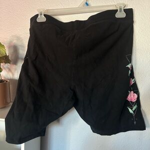 Torrid Black Floral Women's Shorts